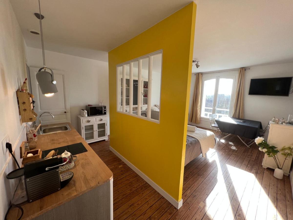Appartement Le Manoir des Lys à Tilly-sur-Seulles Extérieur photo